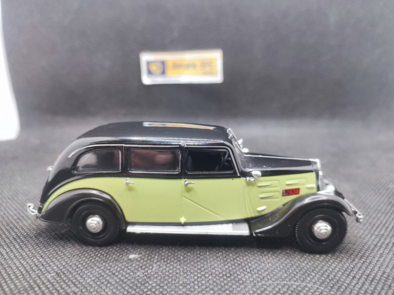 PEUGEOT 401 LONGUE TAXI 1935 - NOREV - 1/43 | Peugeot 401 Longue Taxi de 1935 |