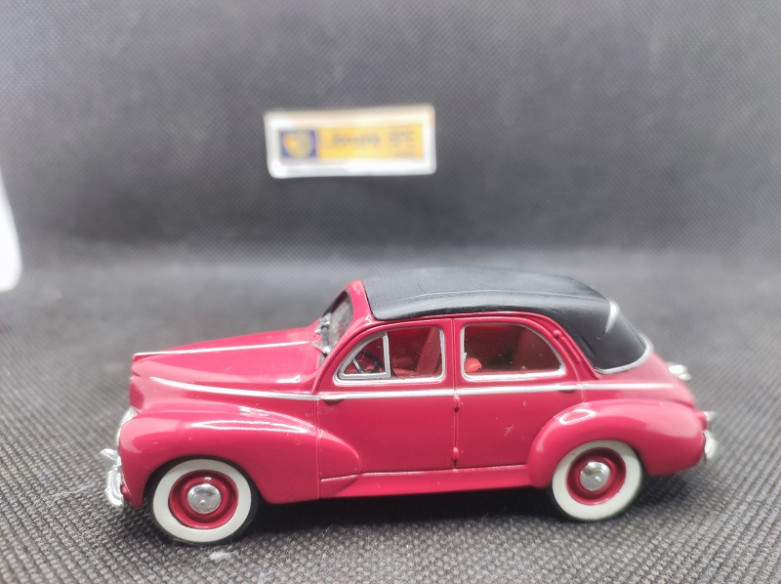 PEUGEOT 203 DECOUVRABLE 1954 - NOREV - 1/43 | Peugeot 203 Découvrable de 1954 |