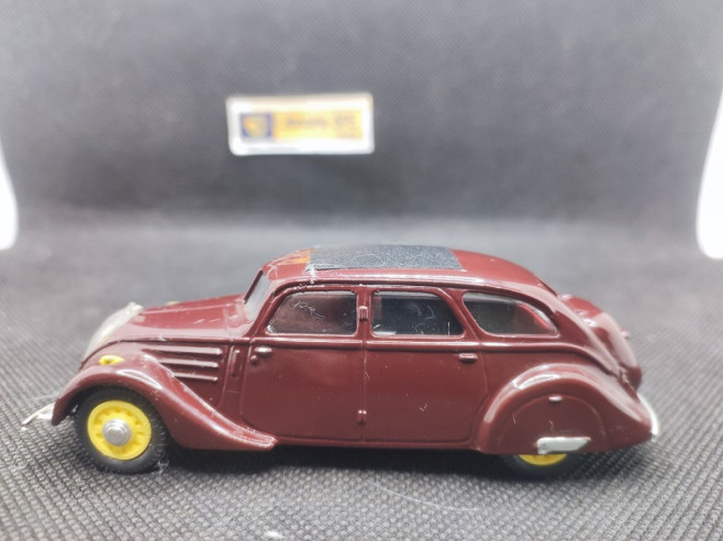 PEUGEOT 402 B 1938 - TECKNOBY - 1/43 | Peugeot 402 B de 1938 |