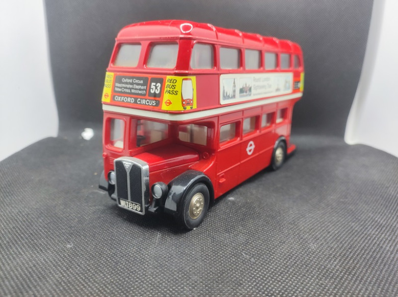 AEC LONDON BUS - TOMICA DANDY - N° F19 - 1/43 | AEC London Bus - F19 |