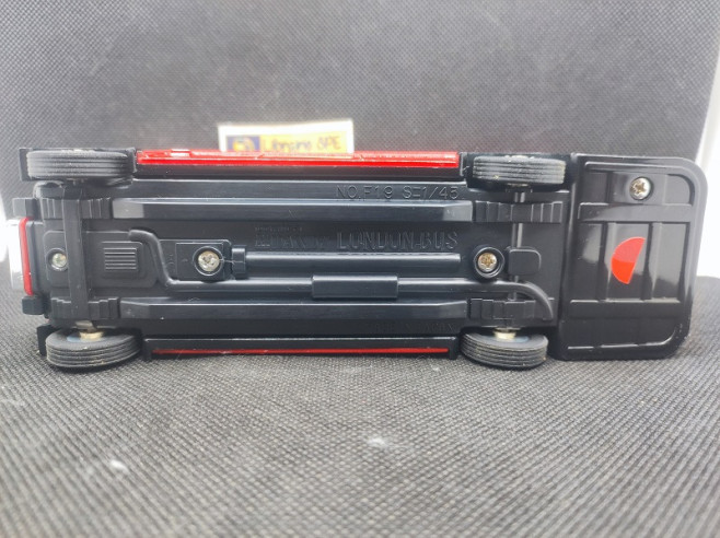 AEC LONDON BUS - TOMICA DANDY - N° F19 - 1/43 | AEC London Bus - F19 |