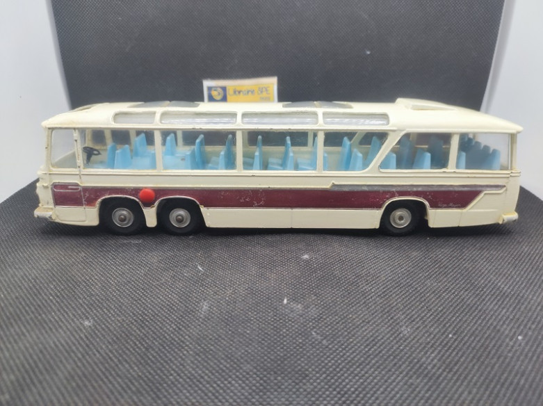 VEGA MAJOR LUXURY COACH - DINKY TOYS GB - N° 952 - 1/43 | Vega Major Luxury Coach - 952 |