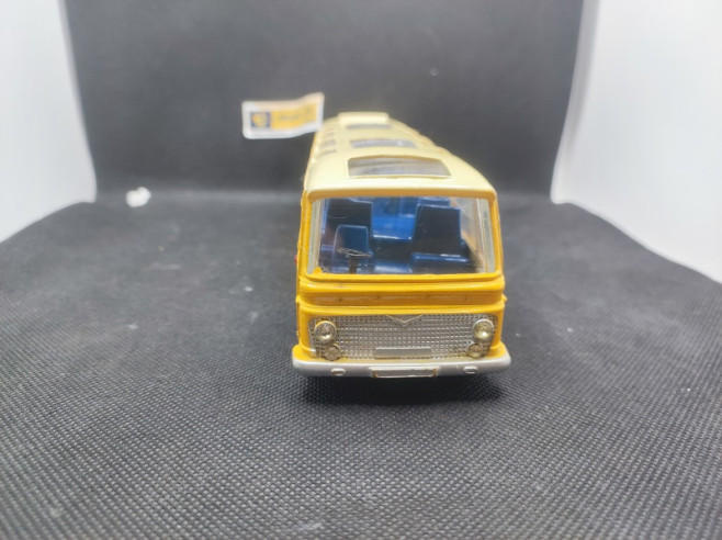 VEGA MAJOR LUXURY COACH " SWISS POSTAL BUS " - DINKY TOYS GB - N° 961 - 1/43 | Vauxhall Vega Major "Bus PTT Suisse" - 961 |