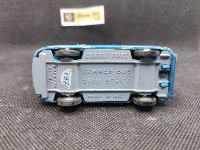 COMMER BUS 2500 SERIES - CORGI TOYS - N° 479 - 1/43 | Commer Bus 2500 Séries - 479 |