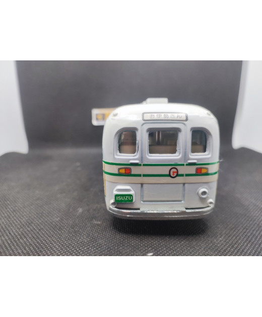 BUS ISUZU BONNET - TOMICA DANDY - N° 035 - 1/43 | Bus Isuzu Bonnet - 035 |