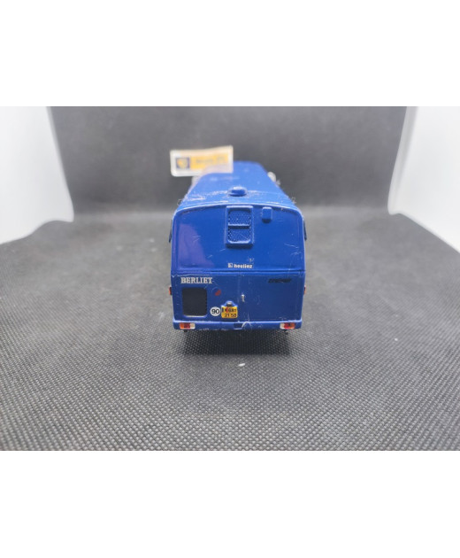 AUTOCAR BERLIET CRUISER GENDARMERIE - MINITRUCKS - N° 104 - 1/50 | Autocar Berliet cruiser Gendarmerie - 104 |