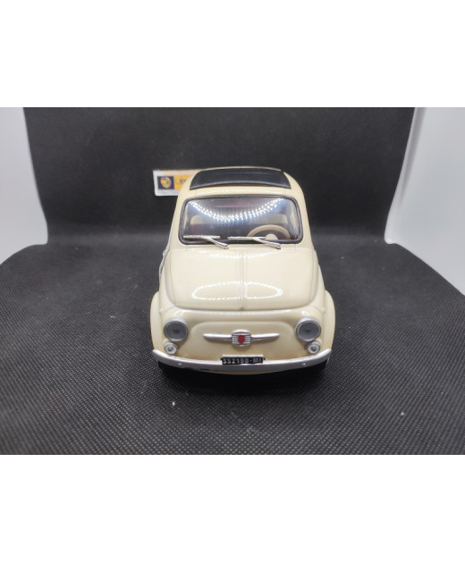 FIAT 500 1960 - SOLIDO - N° 8042 - 1/16 | Fiat 500 de 1960 - 8042 |