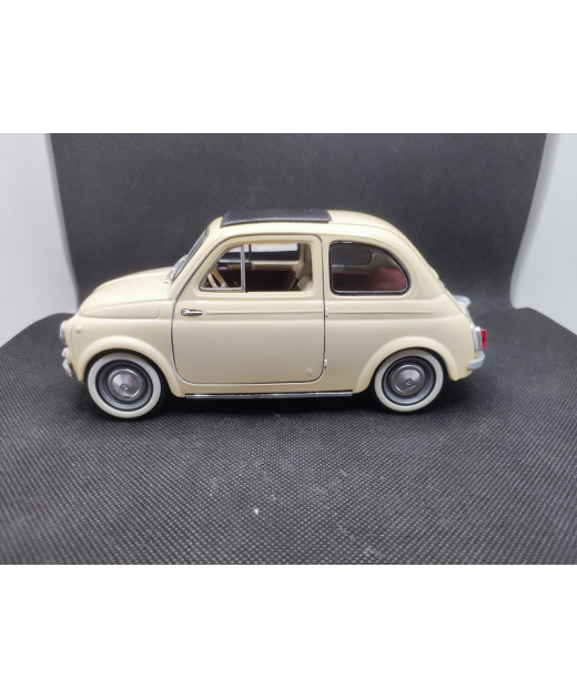FIAT 500 1960 - SOLIDO - N° 8042 - 1/16 | Fiat 500 de 1960 - 8042 |