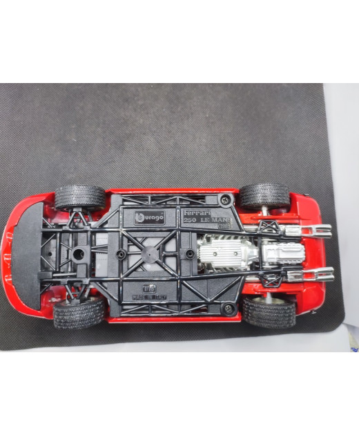 FERRARI 250 LE MANS 1965 - BURAGO - N° 3033 - 1/18 | Ferrari 250 Le Mans 1965 - 3033 |