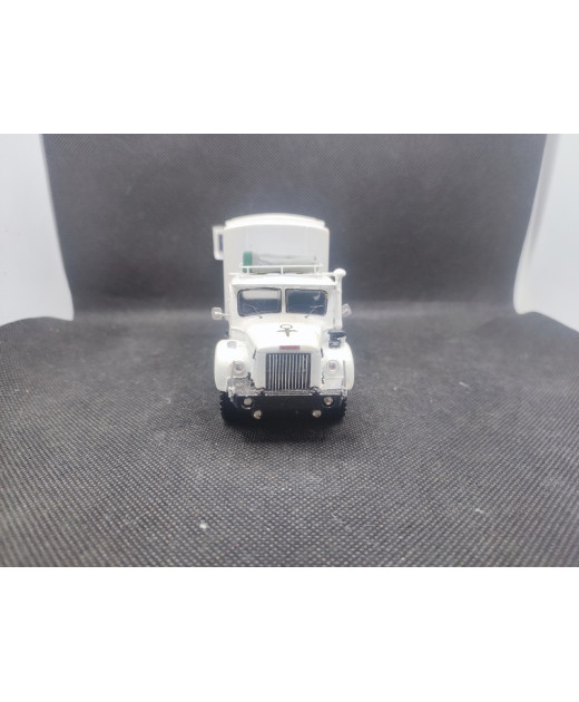 CAMION BERLIET GBC 8 MK 6X6 - PARADE - N° 25 - 1/50 | Camion Berliet GBC 8 MK 6X6 - 25 |