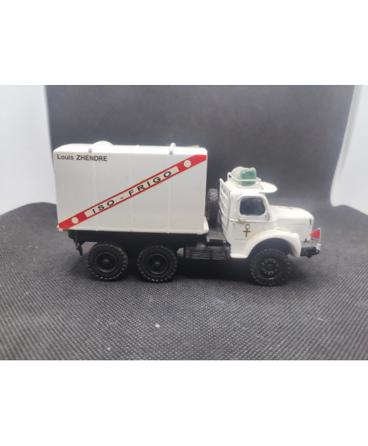 CAMION BERLIET GBC 8 MK 6X6 - PARADE - N° 25 - 1/50 | Camion Berliet GBC 8 MK 6X6 - 25 |