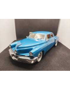 TUCKER TORPEDO 1948 - KYOSHO - N° 8201B - 1/18 | Tucker Torpédo de 1948 - 8201B |
