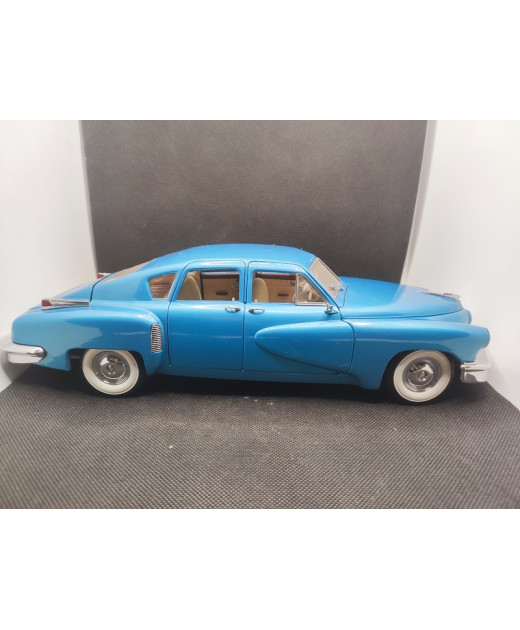 TUCKER TORPEDO 1948 - KYOSHO - N° 8201B - 1/18 | Tucker Torpédo de 1948 - 8201B |