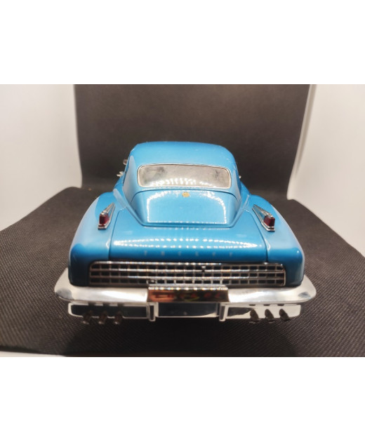 TUCKER TORPEDO 1948 - KYOSHO - N° 8201B - 1/18 | Tucker Torpédo de 1948 - 8201B |