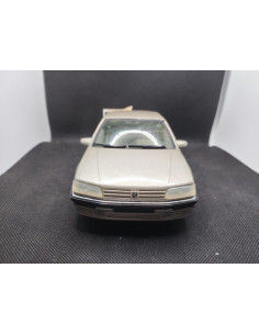PEUGEOT 605 1998 - SOLIDO - N° 8502 - 1/18 | Peugeot 605 de 1998 - 8502 | 2