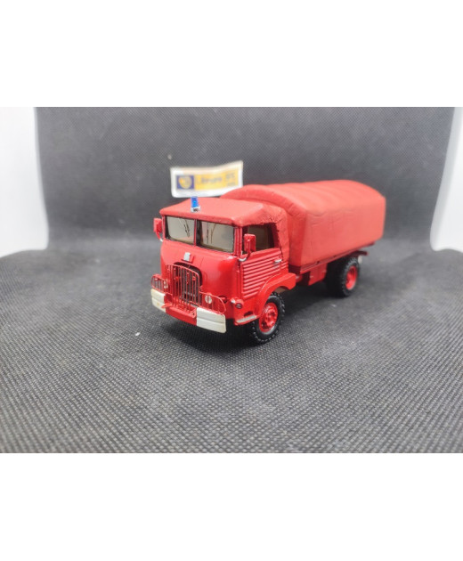 CAMION SIMCA CARGO 4X4 POMPIERS - PARADE - N° 22 - 1/50 | Camion Simca Cargo 4x4 Pompiers - 22 |