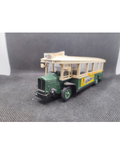 AUTOBUS RENAULT TN 6 C 1934 - SOLIDO - N° 4401 - 1/50 | Autobus Renault TN 6 C de 1934 - 4401 |