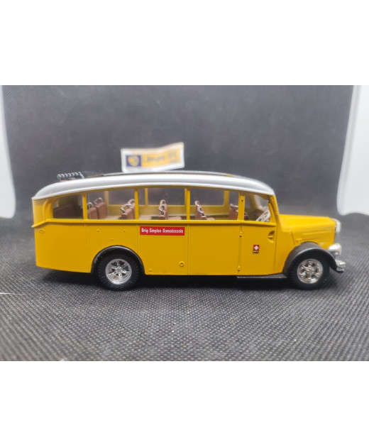 BUS SAURER 3CT1D "POSTES SUISSES" - VITESSE - N° 220 - 1/50 | Bus Saurer 3CT1D "Postes Suisses" - 220 |