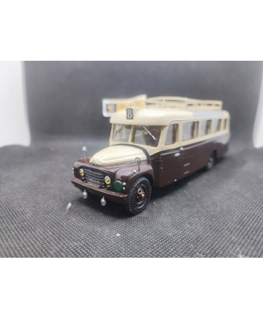 AUTOBUS CITROËN T 55 CARROSSERIE CURRUS 1955 - MINITRUCKS - N° 5 - 1/50 | Autocar Citroën T 55 Carrosserie Currus de 1955 - 5 |