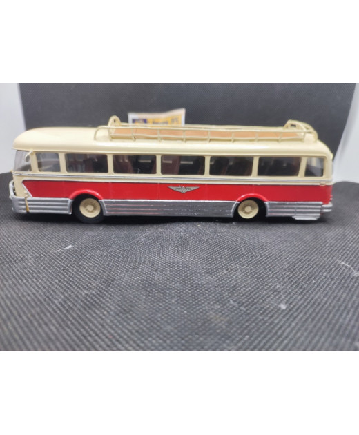 AUTOCAR CHAUSSON AP 52 1958 - MINITRUCKS - N° 152 - 1/50 | Autocar Chausson AP 52 de 1958 - 152 |