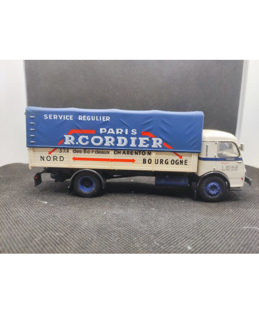 CAMION PANHARD MOVIC CANVAS "R.CORDIER SERVICE REGULIER" 1952 - IXO - N° 19 - 1/43 | Camion Panhard Movic Canvas de 1952 - 19 |