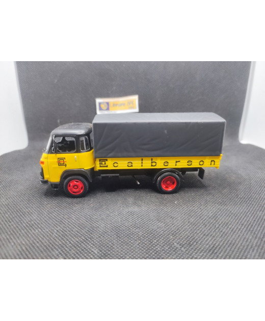 CAMION SAVIEM SG3 BACHE "CALBERSON" 1978 - IXO - N° 76 - 1/43 | Camion Savien SG3 Bâché "Calberson" de 1978 - 76 |