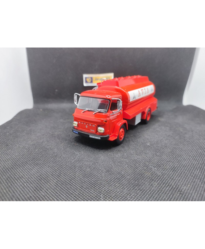 CAMION SAVIEM SM8 CITERNE "AVIA" - IXO - 1/43 | Camion Saviem SM8 Citerne "Avia" |