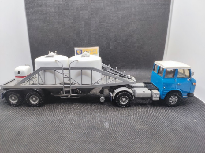 CAMION WILLEME RD 202 CABINE PELPEL AVEC SEMI REMORQUE - MINITRUCKS - 1/50 | Camion Willeme RD 202 Cabine Pelpel |
