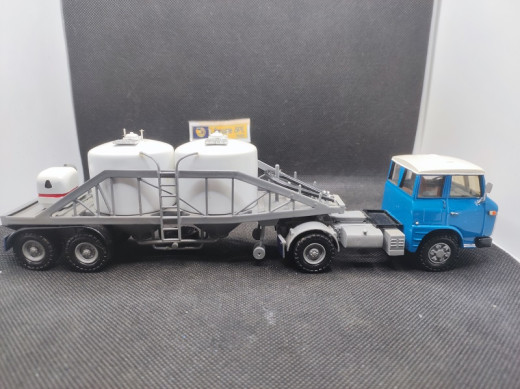 CAMION WILLEME RD 202 CABINE PELPEL AVEC SEMI REMORQUE - MINITRUCKS - 1/50 | Camion Willeme RD 202 Cabine Pelpel |