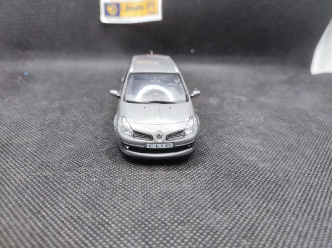 RENAULT CLIO 3 ESTASTE 2008 - NOREV - N° 7711425965 - 1/43 | Renault Clio 3 Estate de 2008 - 7711425965 |