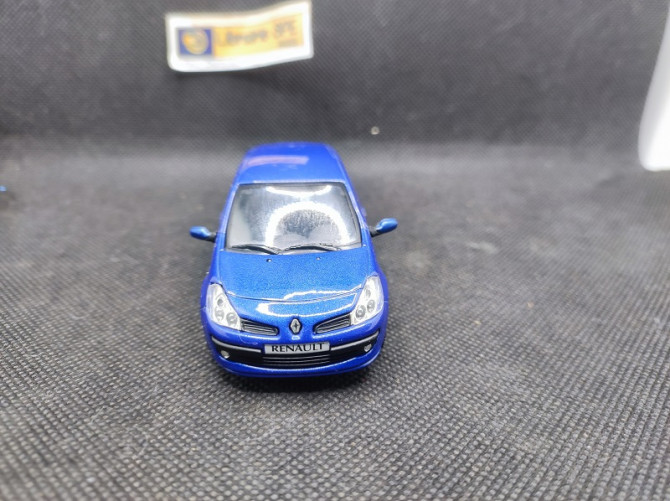 RENAULT CLIO 3 COUPE 2005 - ELIGOR - N° 7711421937 - 1/43 | Renault Clio 3 Coupé de 2005 - 7711421937 |