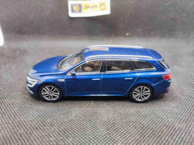 RENAULT TALISMAN ESTATE 2016 - NOREV - N° 7711780358 - 1/43 | Renault Talisman Estate de 2016 - 7711780358 |