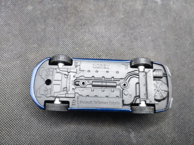 RENAULT TALISMAN ESTATE 2016 - NOREV - N° 7711780358 - 1/43 | Renault Talisman Estate de 2016 - 7711780358 |