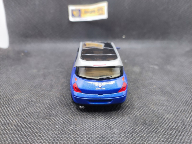 RENAULT AVANTIME 2001 - NOREV - N° 7711211487 - 1/43 | Renault Avantime de 2001 - 7711211487 |
