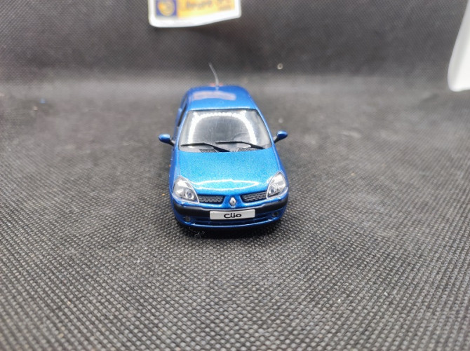 RENAULT CLIO 2 PHASE 2 PRIVILEGE 1.6 16V 2001 - NOREV - N° 517503 - 1/43 | Renault Clio 2 Phase 2 Privilège 1.6 16V de 2001 -...