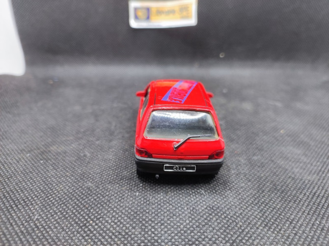 RENAULT CLIO "L'AUTOMOBILE MINIATURE" 1990 - SOLIDO - N° 1519 - 1/43 | Renault Clio " L'automobile Miniature " de 1990 - 1519 |
