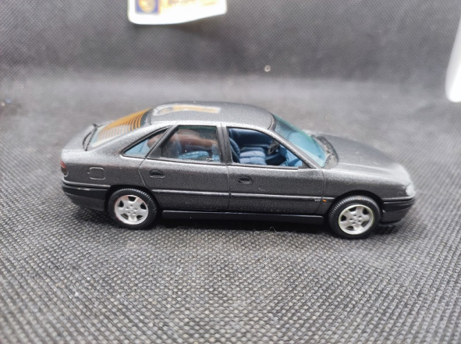 RENAULT SAFRANE V6 RXE - VITESSE - 1/43 | Renault Safrane V6 RXE |