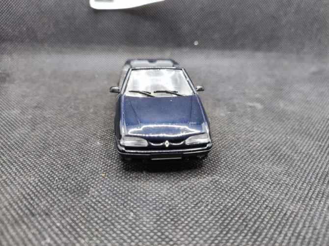 RENAULT 19 PHASE 2 CABRIOLET - SOLIDO - N° 1533 - 1/43 | Renault 19 Phase 2 cabriolet - 1533 |