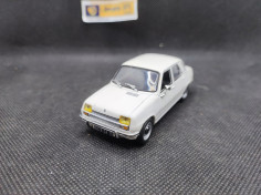 RENAULT R 7 SIETE TL 1975 - IXO - N° 62 - 1/43 | Renault R 7 Siete TL de 1975 - 62 |