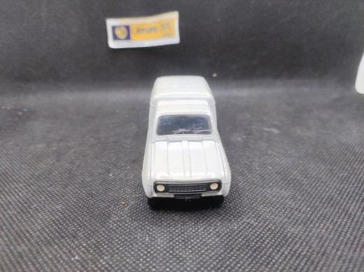 RENAULT 4L FOURGONNETTE "MINIS" - SOLIDO - N° 42 - 1/43 | Renault 4L fourgonnette "Minis" - 42 |