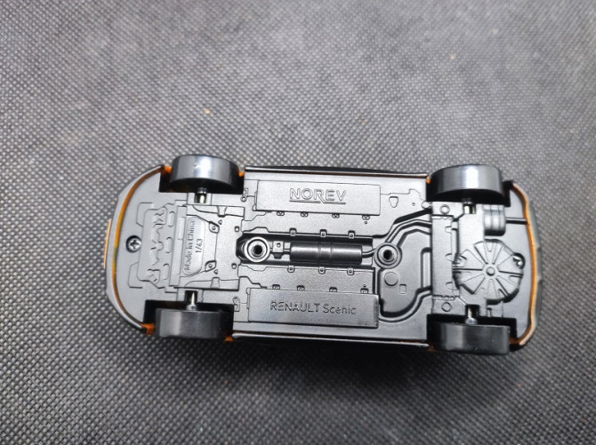RENAULT SCENIC 4 2016 - NOREV - N° 7711780364 - 1/43 | Renault Scenic 4 de 2016 - 7711780364 |