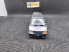 RENAULT ESPACE I 1984 - UNIVERSAL HOBBIES - N° 719 - 1/43 | Renault Espace 1 de 1984 - 719 | 2