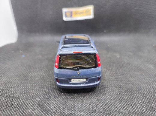 RENAULT GRAND ESPACE 4 2003 - UNIVERSAL HOBBIES - N° 7711221719 | Renault Grand Espace 4 de 2003 - 7711221719 |