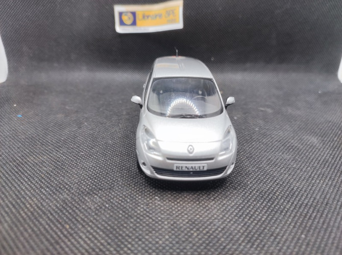 RENAULT GRAND SCENIC 3 2009 - SCHUCO - N° 426832 - 1/43 | Renault Grand Scenic 3 de 2009 - 426832 |