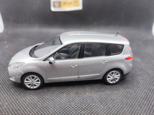 RENAULT GRAND SCENIC 3 2009 - SCHUCO - N° 426832 - 1/43 | Renault Grand Scenic 3 de 2009 - 426832 |