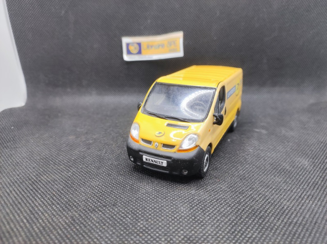 RENAULT TRAFIC DCI 100 "LA POSTE" - NOREV - 1/43 | Renault Trafic DCI 100 La Poste |