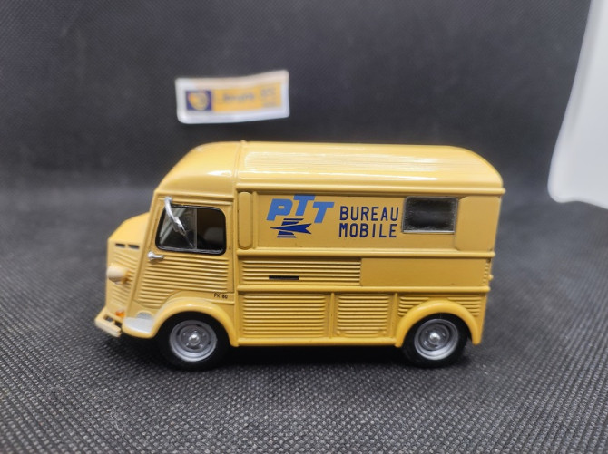 CITROEN TYPE HY "BUREAU MOBILE PTT" 1964 - UNIVERSAL HOBBIES - 1/43 | Citroen Type HY " Bureau Mobile PTT" de 1964 |