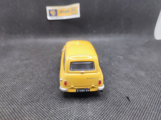 SIMCA ARONDE P60 RANCH " PTT " 1962 - UNIVERSAL HOBBIES - 1/43 | Simca Aronde P60 Ranch " PTT " de 1962 |