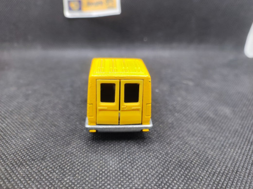 RENAULT EXPRESS " LA POSTE " - MAJORETTE - N° 233 - 1/53 | Renault Express " La poste " - 233 |