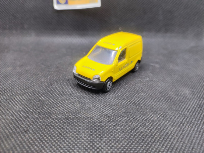 RENAULT KANGOO " LA POSTE " 1998 - MAJORETTE - N° 288/289 - 1/57 | Renault Kangoo "La Poste" de 1998 - 288/289 |